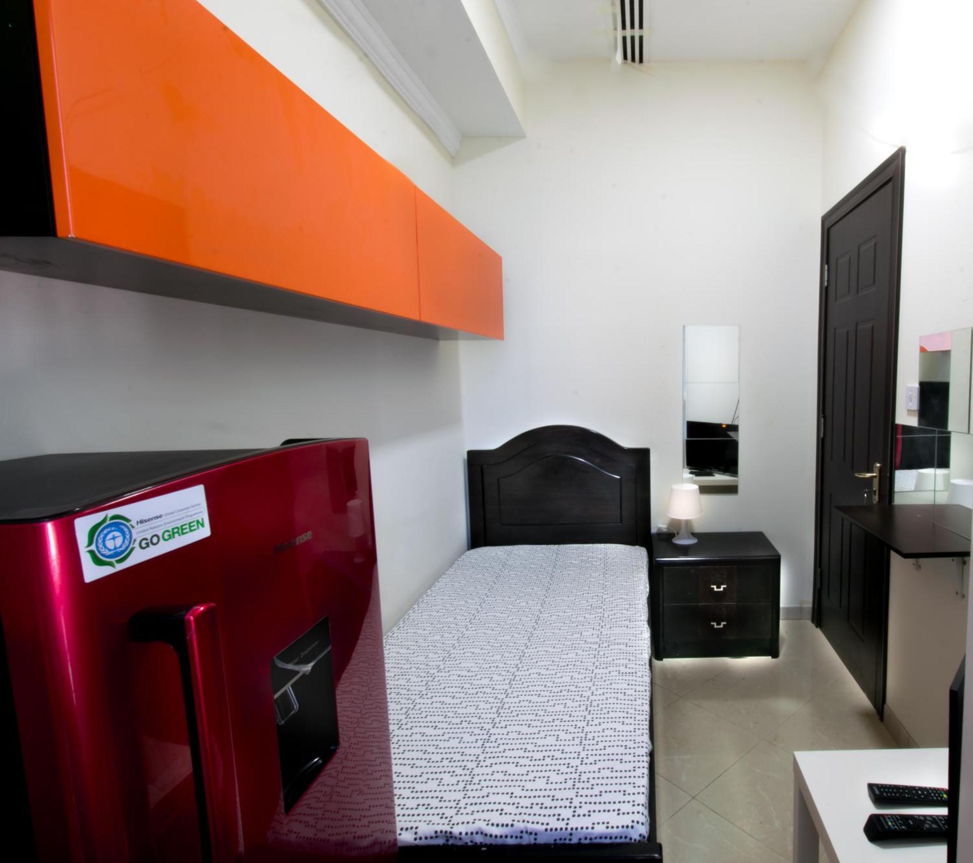 Nice Single Rooms For "Girls" Only In Dubai, Marina エクステリア 写真