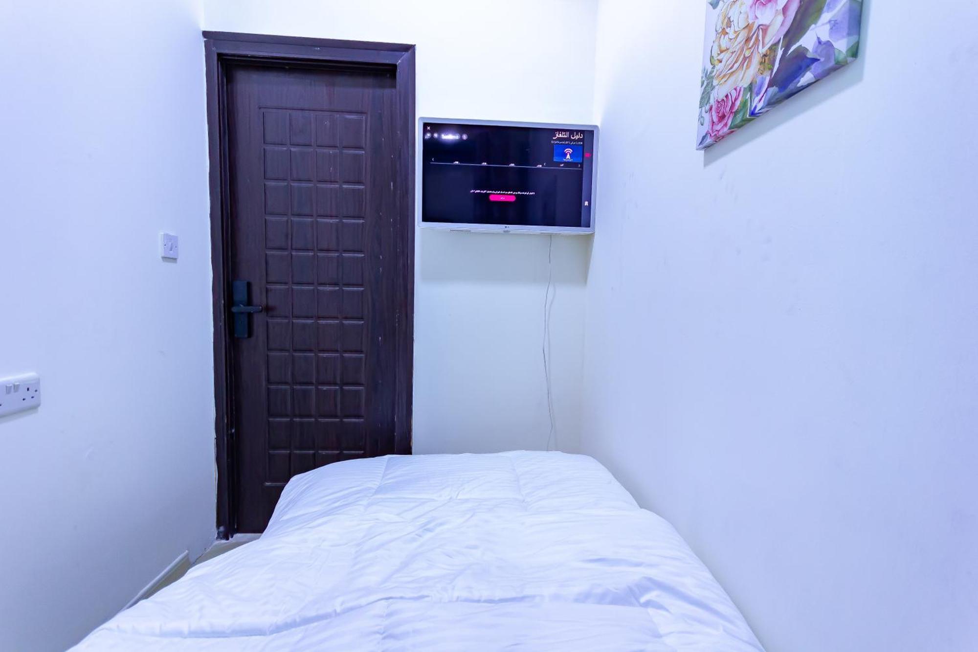 Nice Single Rooms For "Girls" Only In Dubai, Marina エクステリア 写真