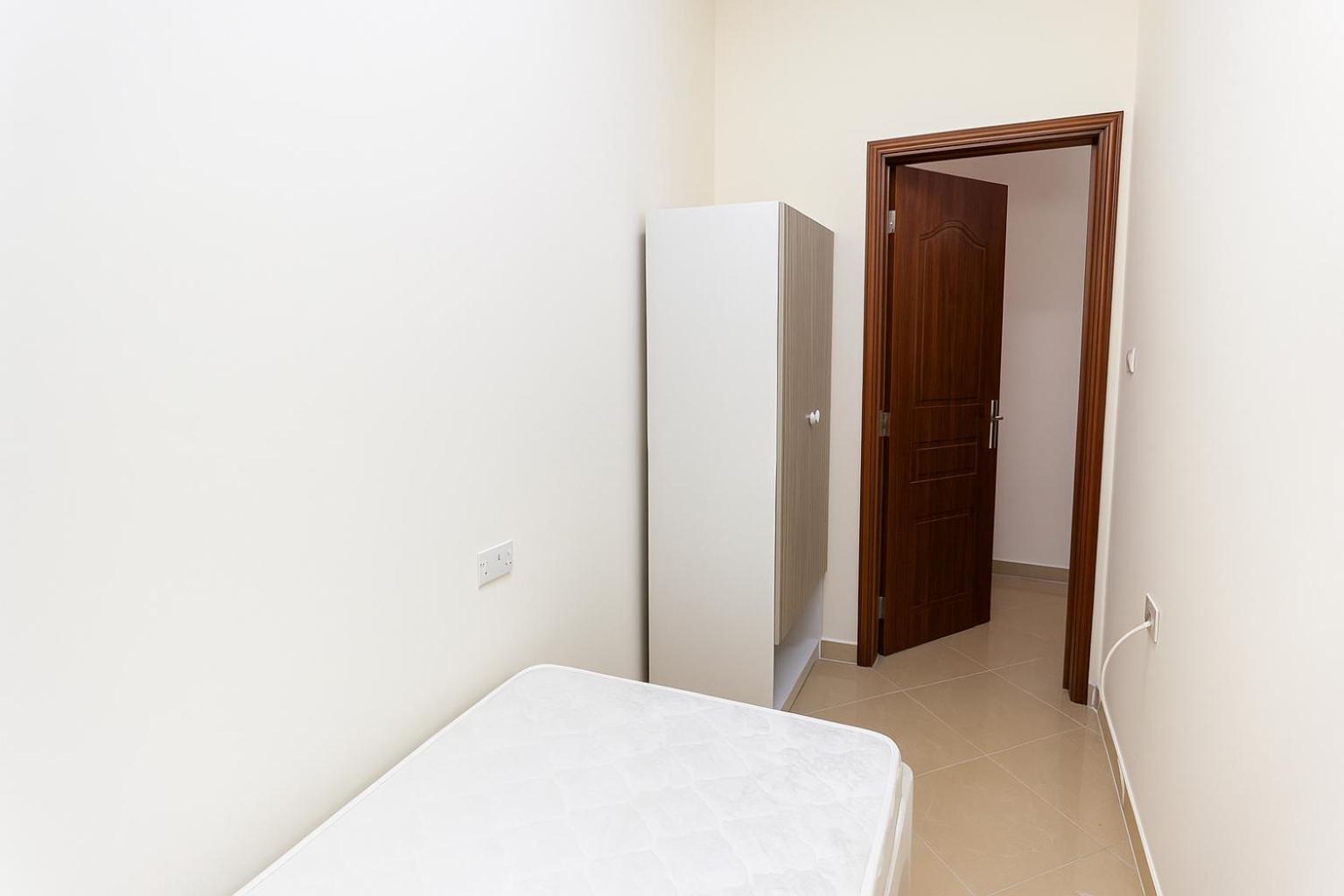 Nice Single Rooms For "Girls" Only In Dubai, Marina エクステリア 写真