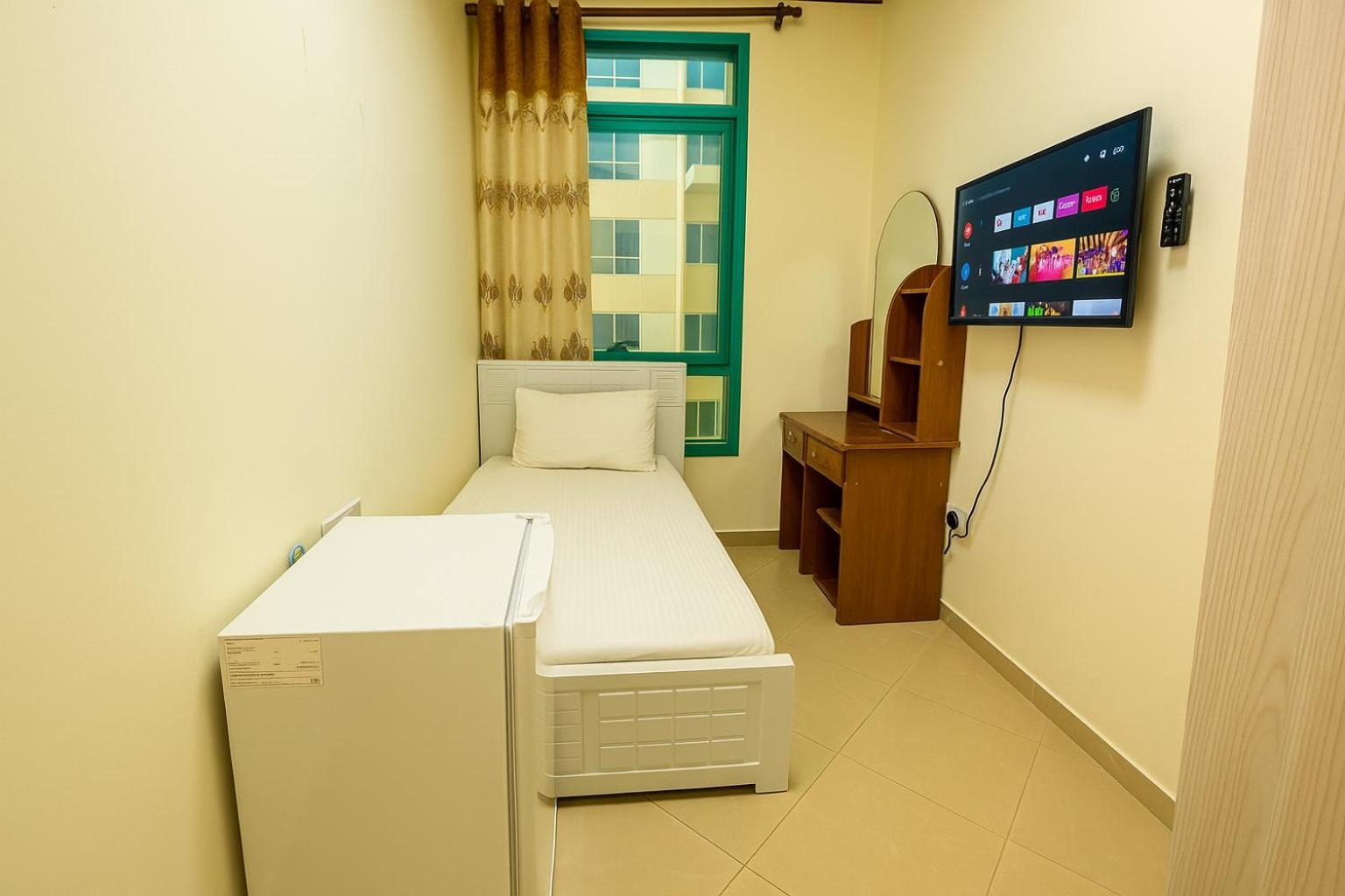 Nice Single Rooms For "Girls" Only In Dubai, Marina エクステリア 写真